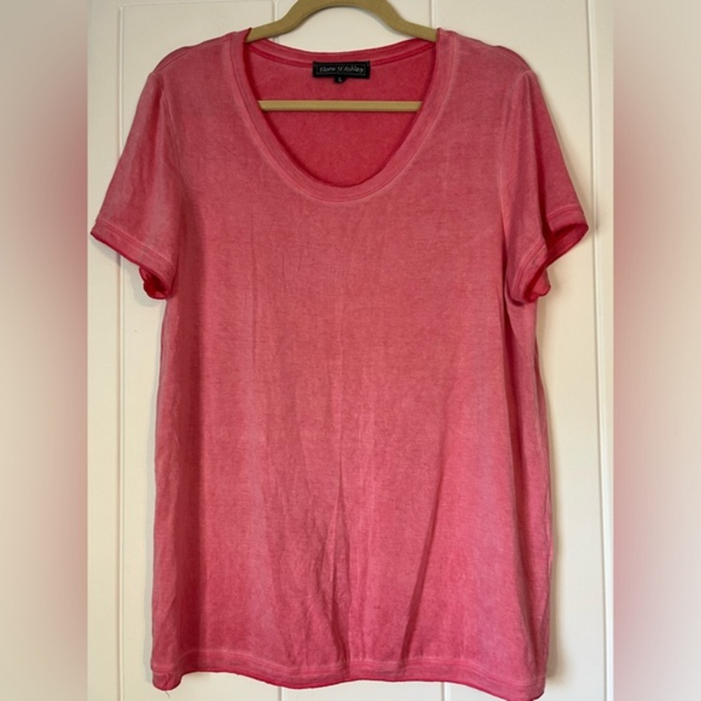 Flora 💗 Ashley pink t-shirt